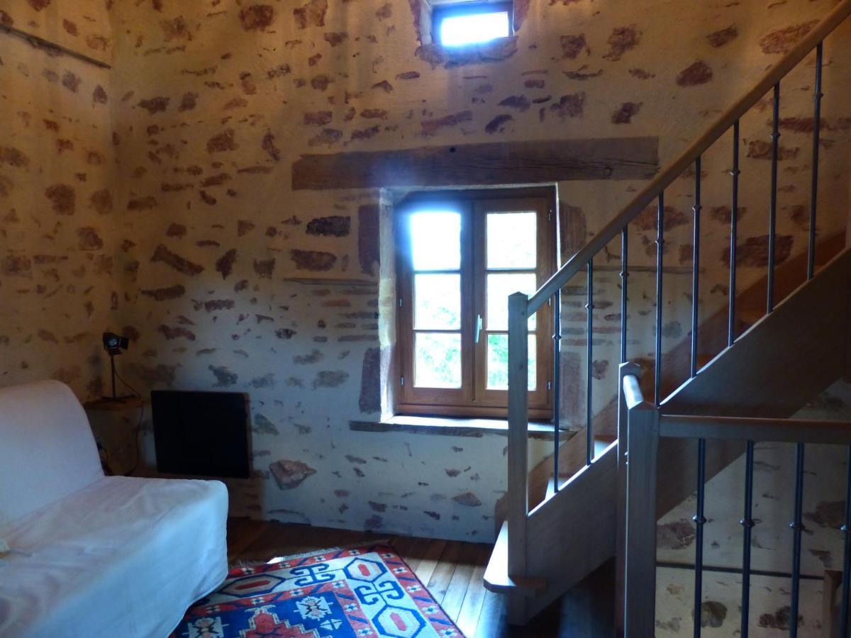 Bed and Breakfast L'Abrejou Le Donjon Екстер'єр фото